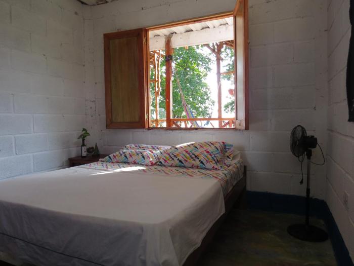 casa hostal playa coral
