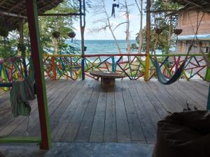 casa hostal playa coral