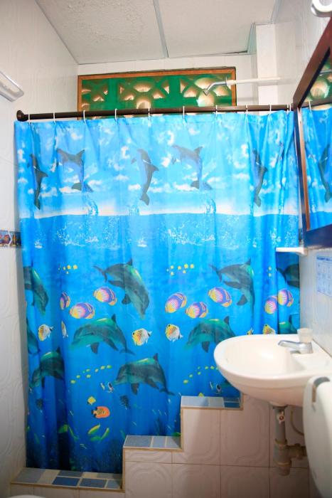 hostal pelikan taganga