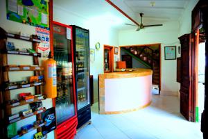 hostal pelikan taganga