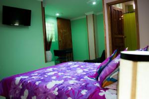 hostal pelikan taganga