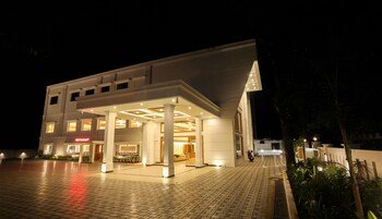 Hotel Kabani Palace,Kochi>>Chempu,3 star