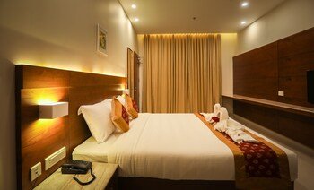 Hotel Kabani Palace,Kochi>>Chempu,3 star