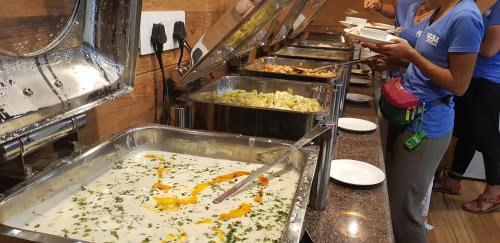 hotel buddha house himalayan brothers