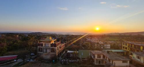 hotel buddha house himalayan brothers