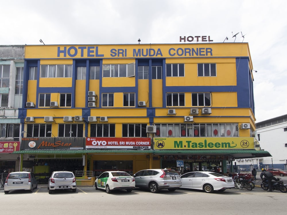 hotel o sri muda corner sdn bhd