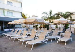 pefkos hotel