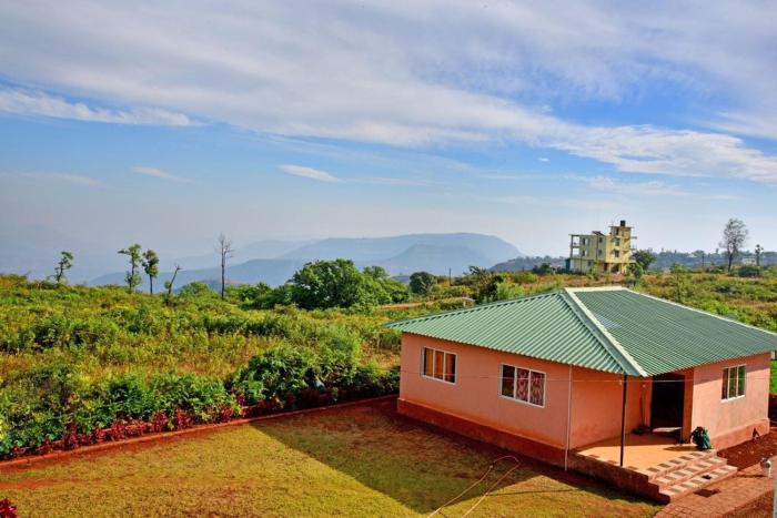 hrishikesh villa besides valley