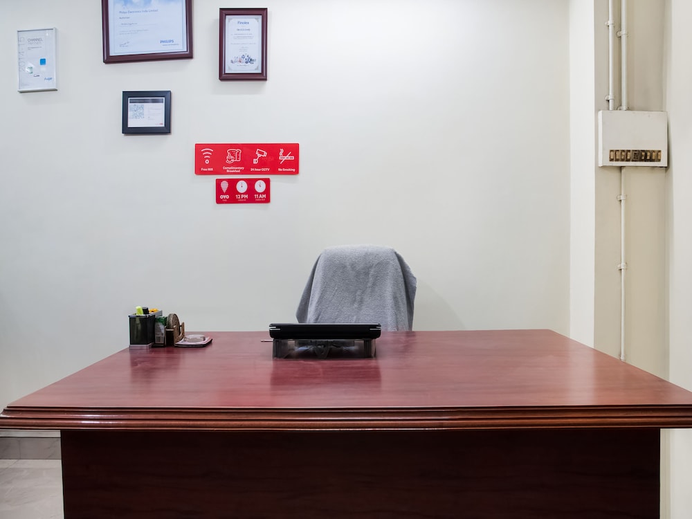 oyo 29179 the biztel