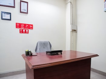 oyo 29179 the biztel