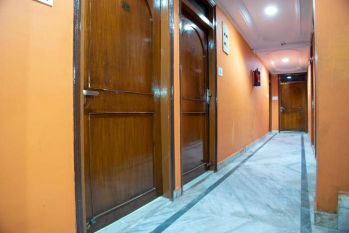 embassy hotel