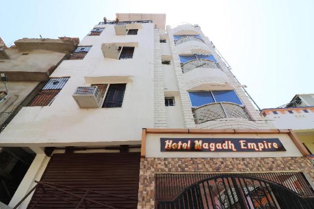 oyo 33471 hotel magadh empire