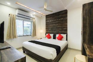 Apple Tree Inn By Oyo Rooms,Suchitra Road,3 star