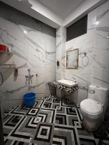 shanti cafe and hostels