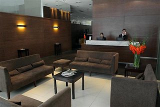 dazzler by wyndham buenos aires maipu