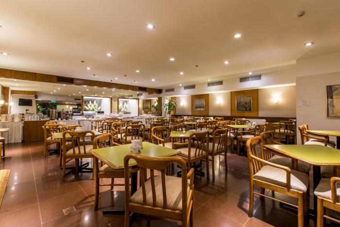 hotel solans carlton