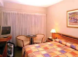 hotel solans carlton