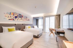 triple y hotel
