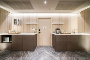 triple y hotel