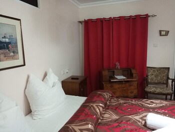 Mlima View Gardens,In Nanyuki,3 star