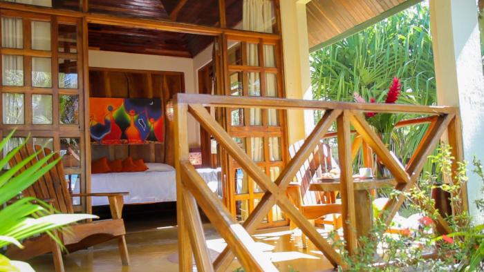 hotel tropico latino