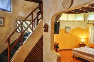 Hotel Luna Llena,Playa Langosta>>Guanacaste,3 star