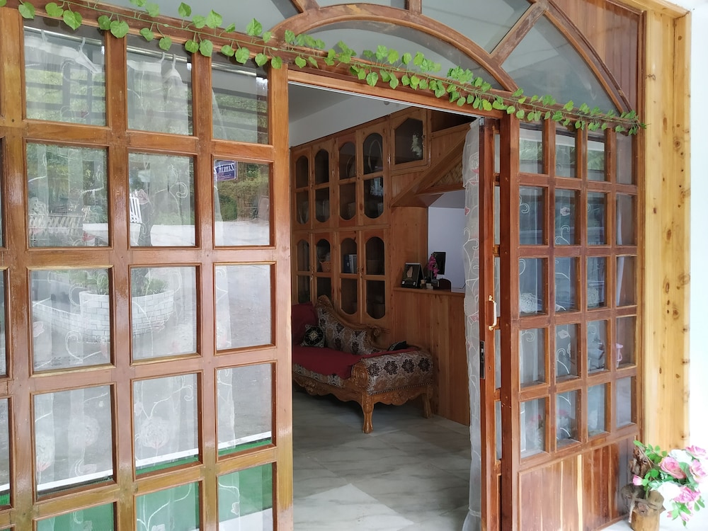 zimin ziro hotel