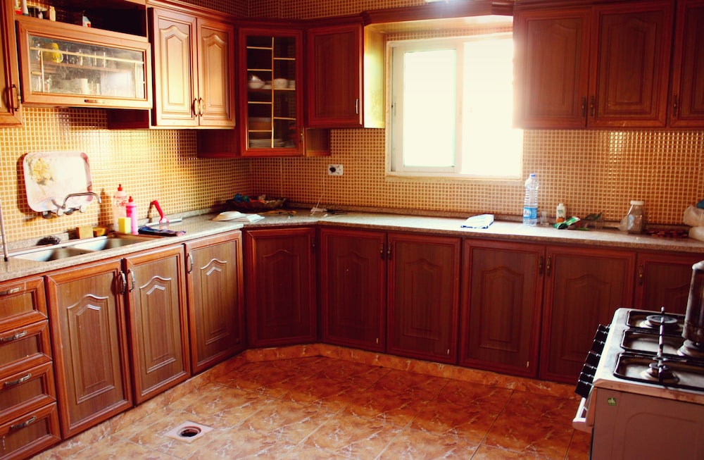 bedouin pink ecohouse hostel