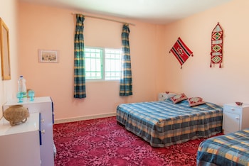 bedouin pink ecohouse hostel