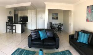 Baronnet Apartments,Queensland>>Gold Coast,3 star