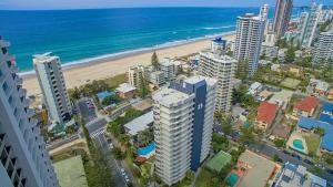 Baronnet Apartments,Queensland>>Gold Coast,3 star