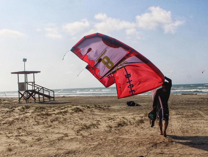 arena beach hotel by geh suites