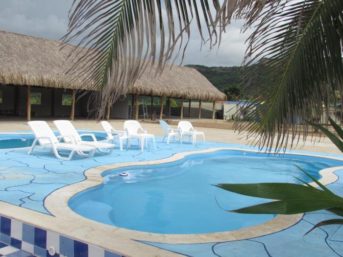 arena beach hotel by geh suites