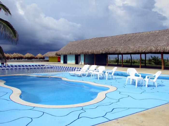 arena beach hotel by geh suites