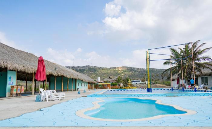 arena beach hotel by geh suites