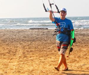 arena beach hotel by geh suites