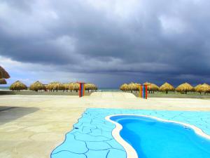 arena beach hotel by geh suites