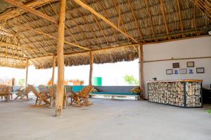 arena beach hotel by geh suites