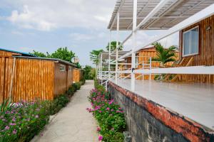 arena beach hotel by geh suites