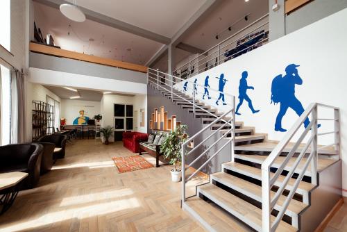Freelander Work And Travel Hostel,Dubovy Park>>Bishkek,2 star