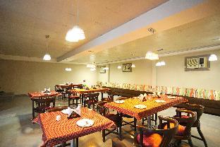 oyo 10967 dhola maru resort