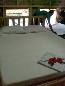 Mahun On The Lagoon Bungalows,In Lakatoro,2.5 star