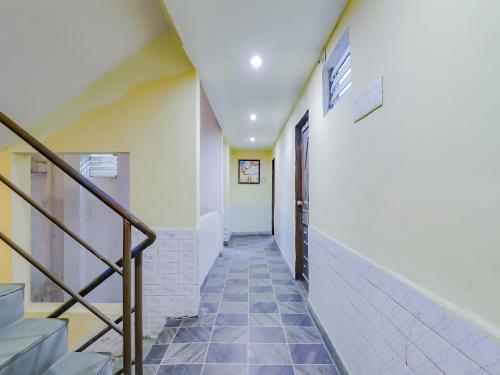 Hotel Bombay Central Agra,,3 star