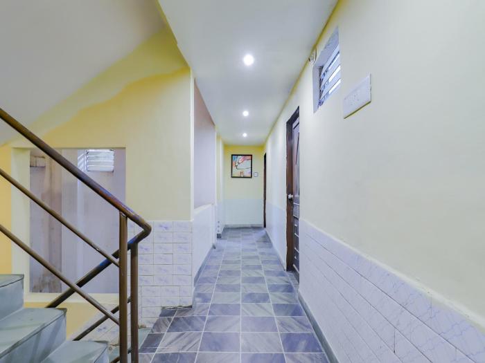 hotel bombay central agra