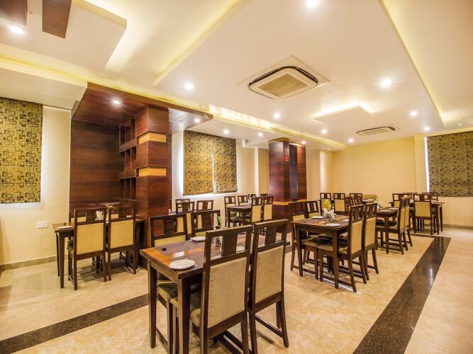 hotel the grand bhavya palace