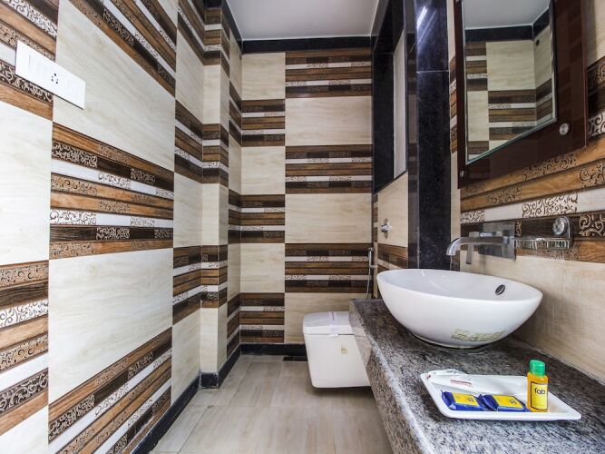 hotel the grand bhavya palace