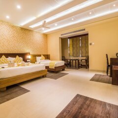 hotel the grand bhavya palace