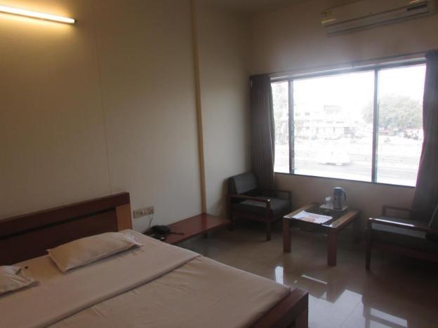 hotel surya nasik