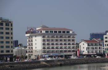 ocean grand hotel