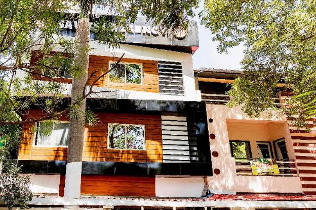 hotel o savitri regency